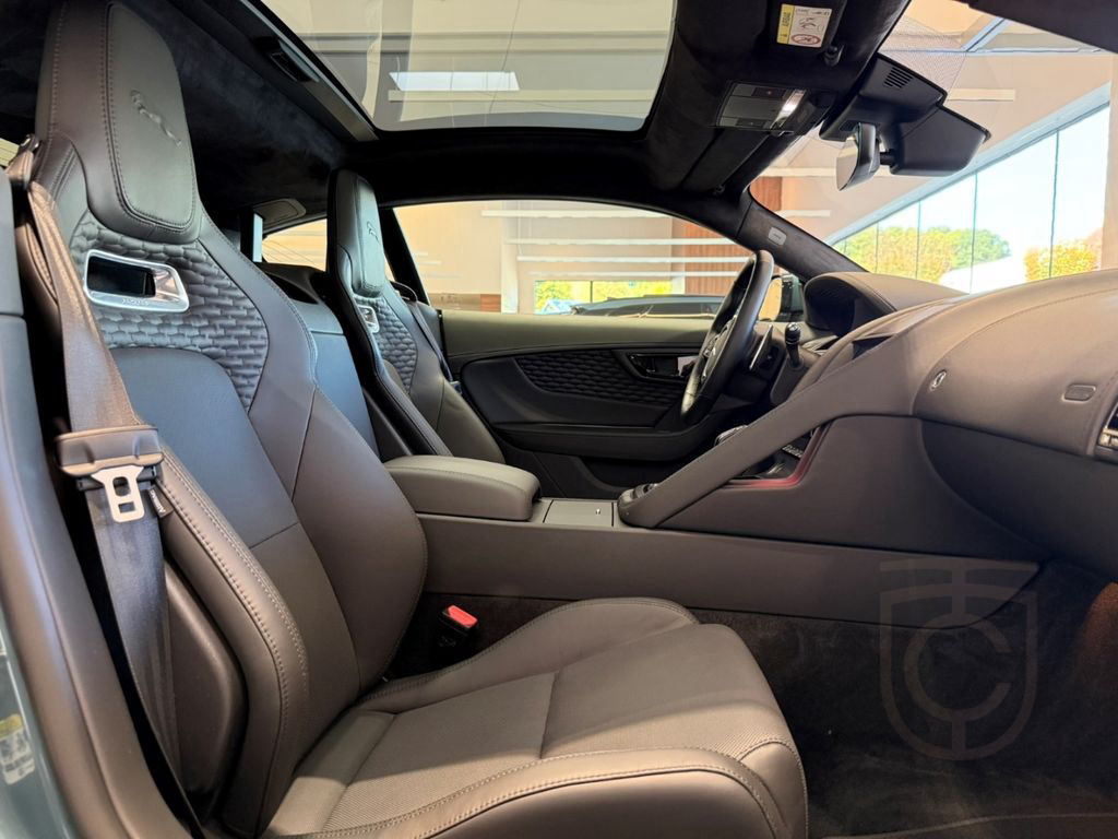 Jaguar F-Type P450 AWD Coupe 75 GLASDACH SITZKÜHLUNG