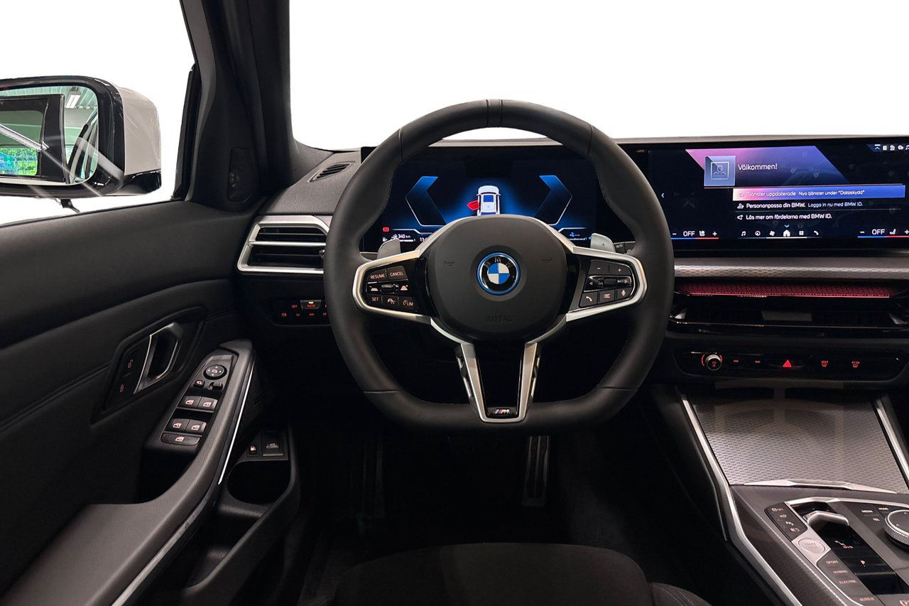 BMW 330e xDrive Touring M-Sport