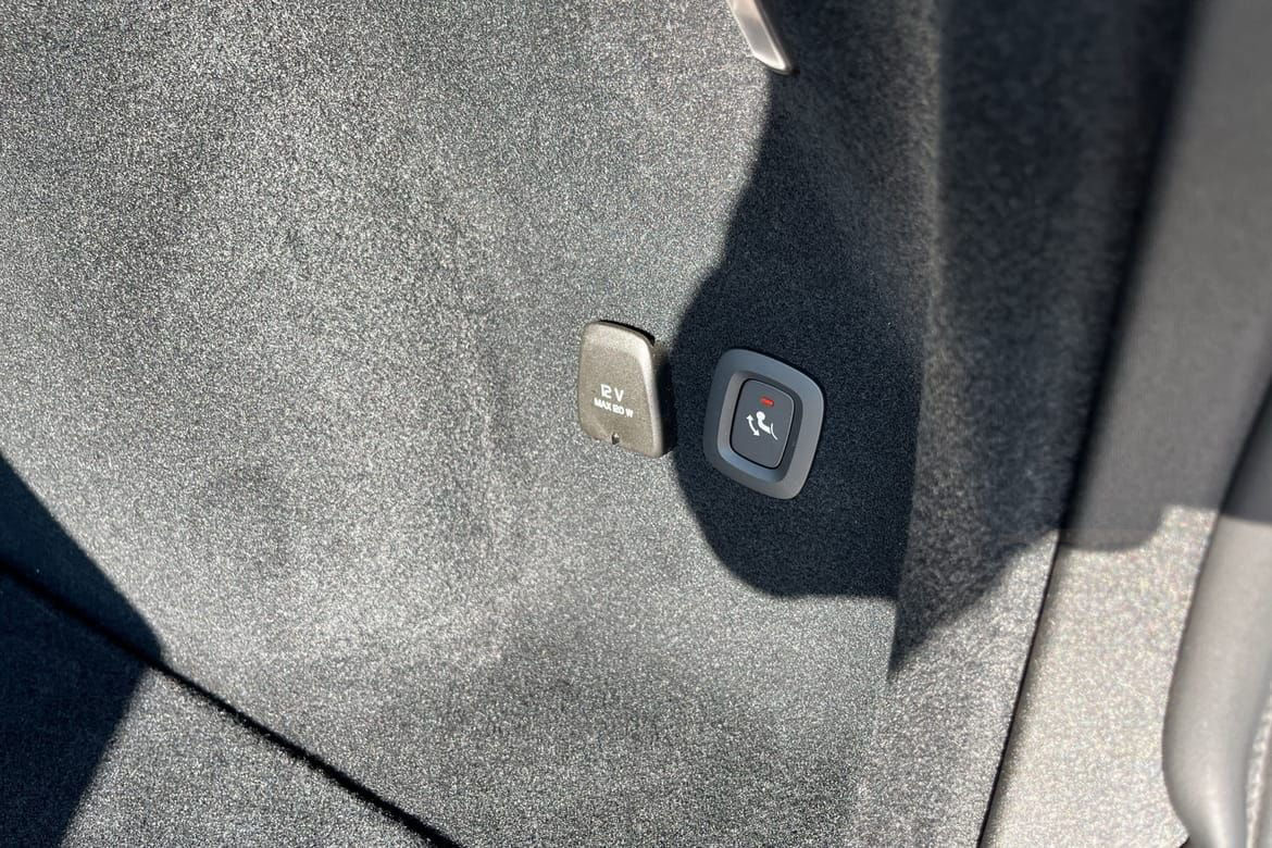 Volvo V60 T6 Plus Dark B-Kamera