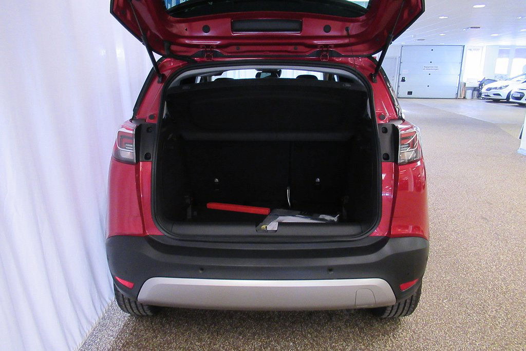 Opel Crossland X Dynamic 130Hk automat