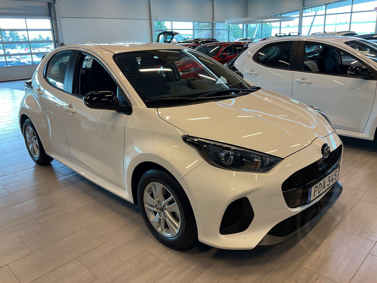 Mazda 2 Hybrid Centre-Line