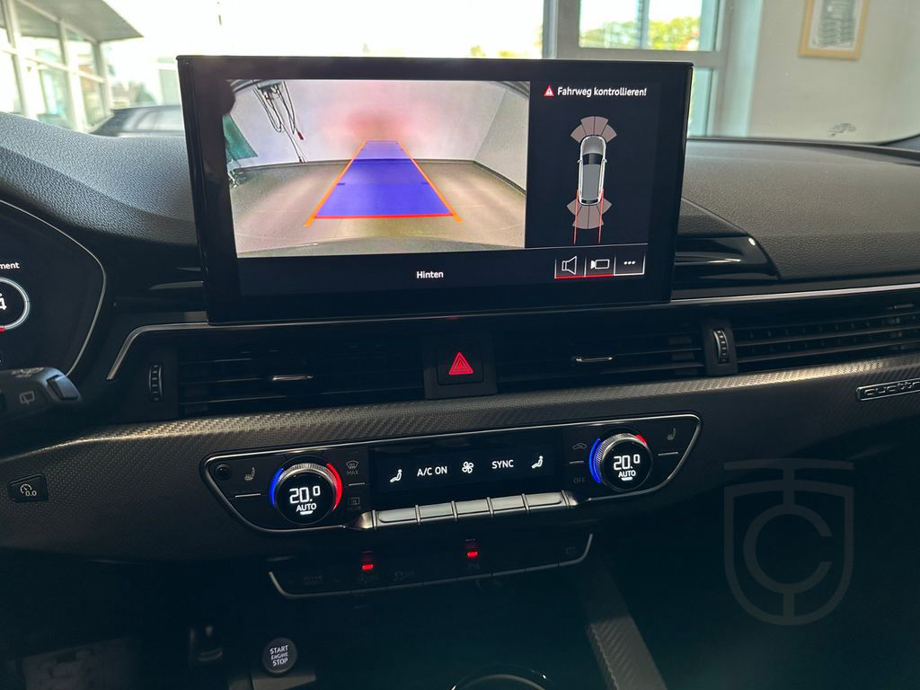 Audi RS 4 Avant 450PS Black PanoDach B&O HUD