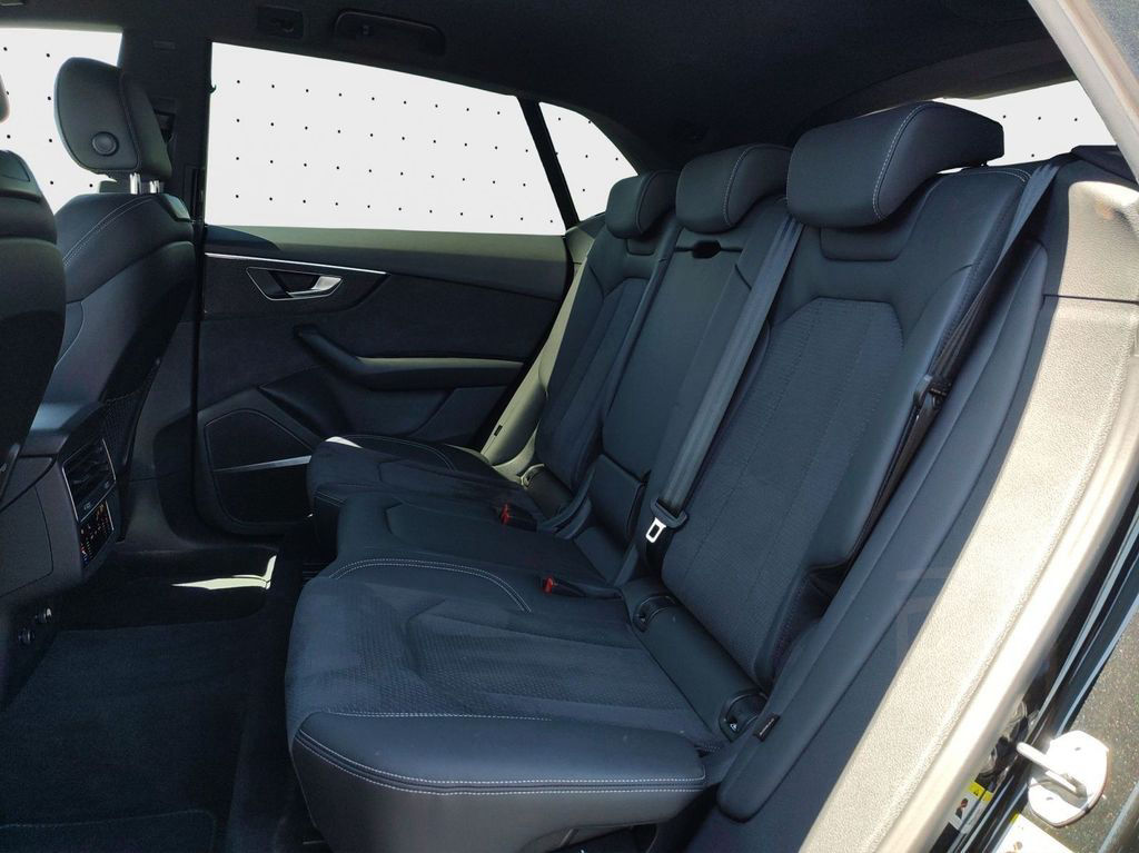 Audi SQ8 4.0 TFSI competition plus*Navi*Matrix*Alu*B&