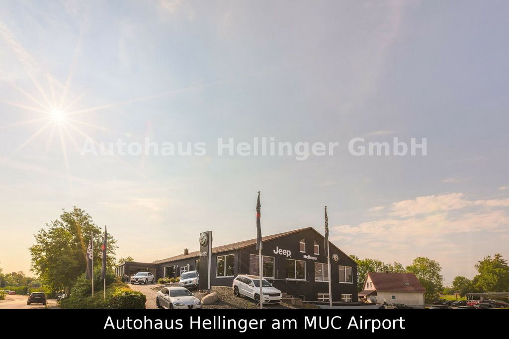 Jeep Grand Cherokee Summit Reserve Plug-In-Hybrid 4Xe