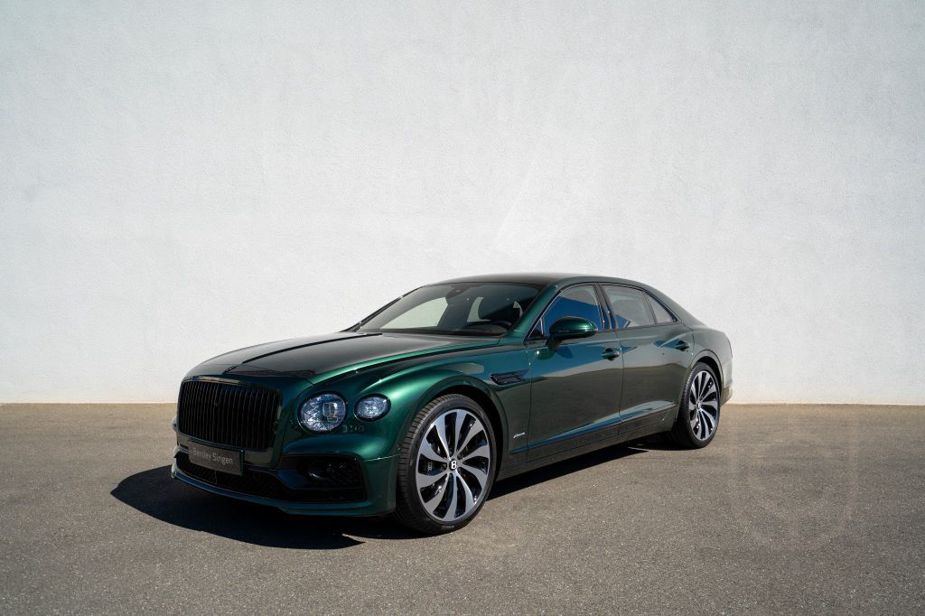 Bentley Flying Spur Azure V8 *Naim, Rotating Display*