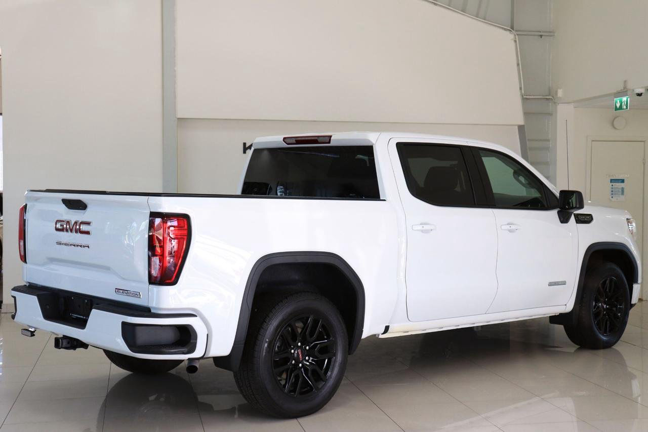 GMC Sierra 1500 5.3L V8 ELEVATION