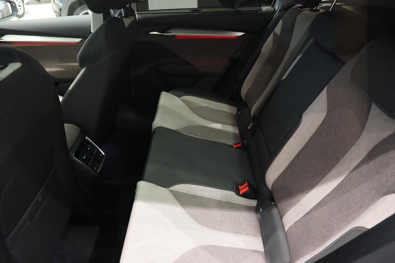 Skoda Enyaq iV 60 (390 km) - Beställningsbar