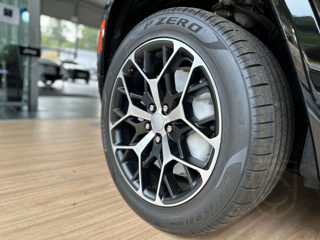 Jeep Grand Cherokee Summit 4xe +HEAD-UP +SITZKÜHLUNG+