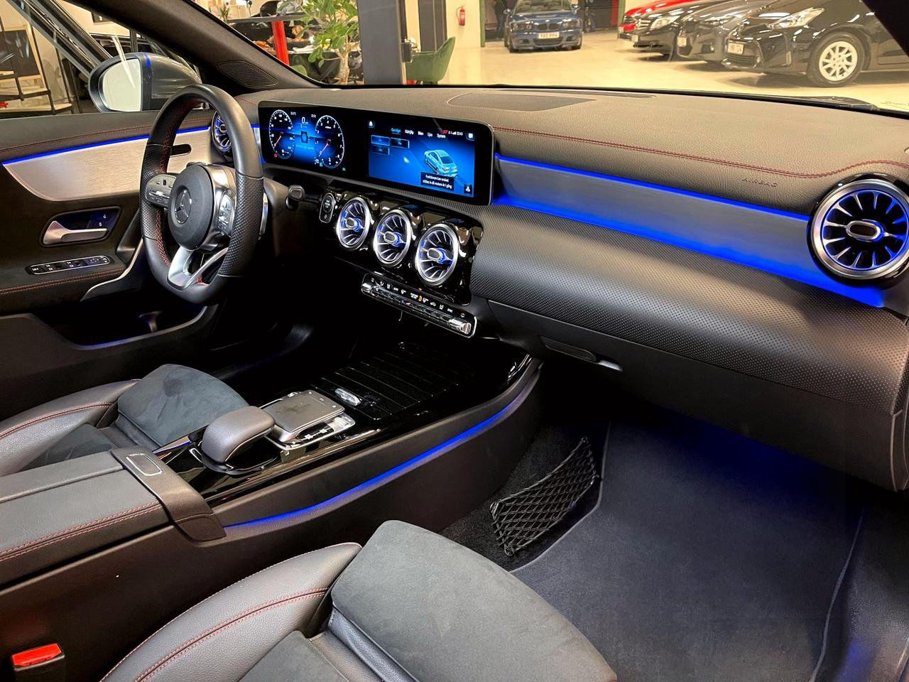 Mercedes-Benz CLA 220 Aut AMG Sport Panorama 190hk (SÅLD)