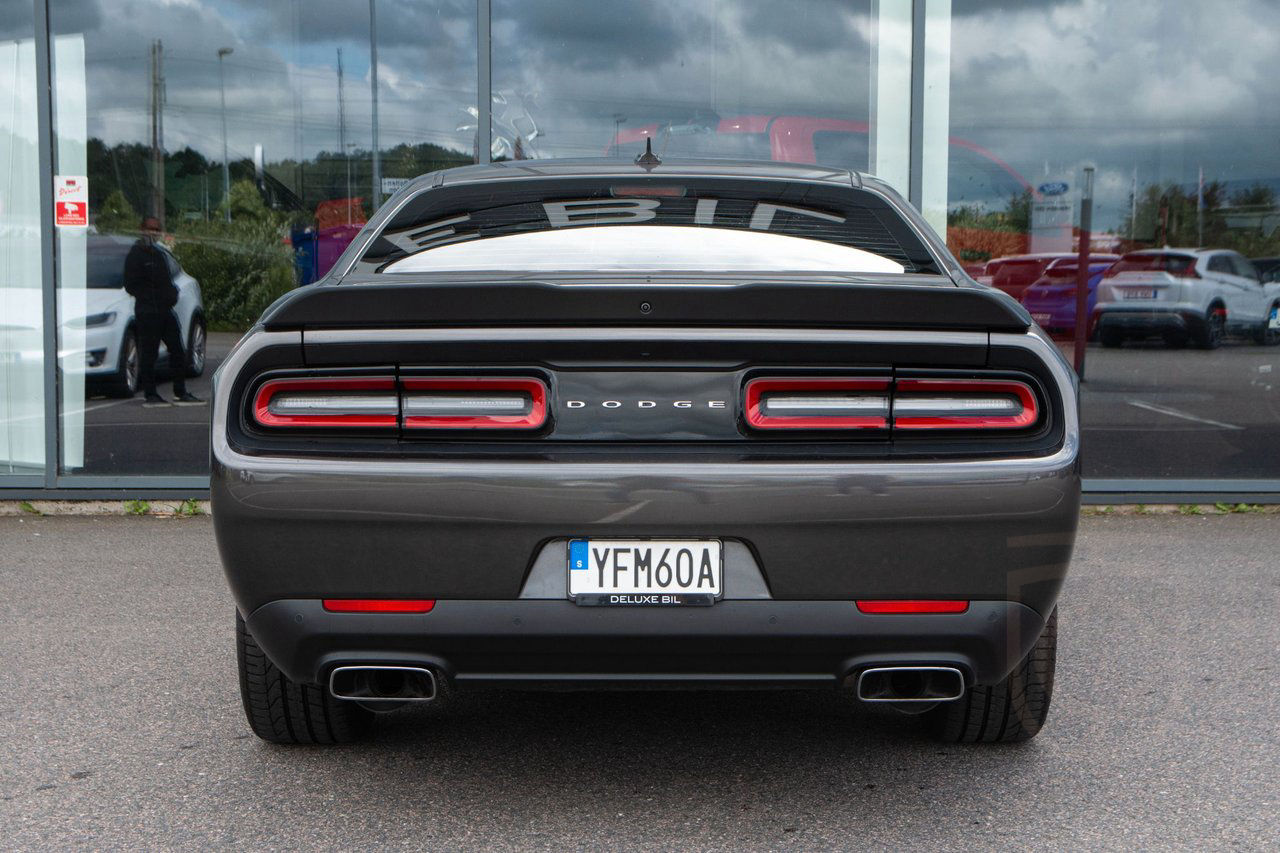 Dodge Challenger R