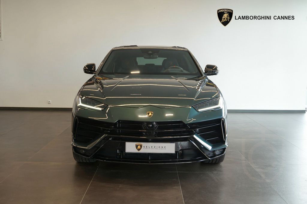 Lamborghini Urus S - 666 hp - Carbon / Akrapovic - VAT
