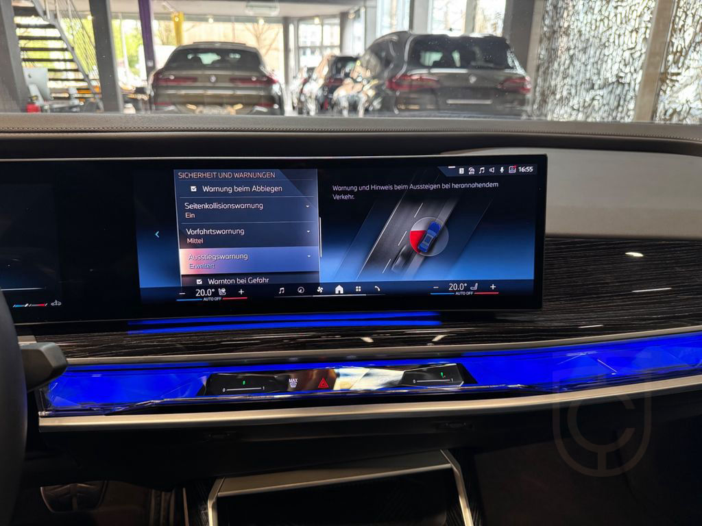 BMW 740d xDrive M Sport~PANO SKY~KAMERA 360~HEAD-UP