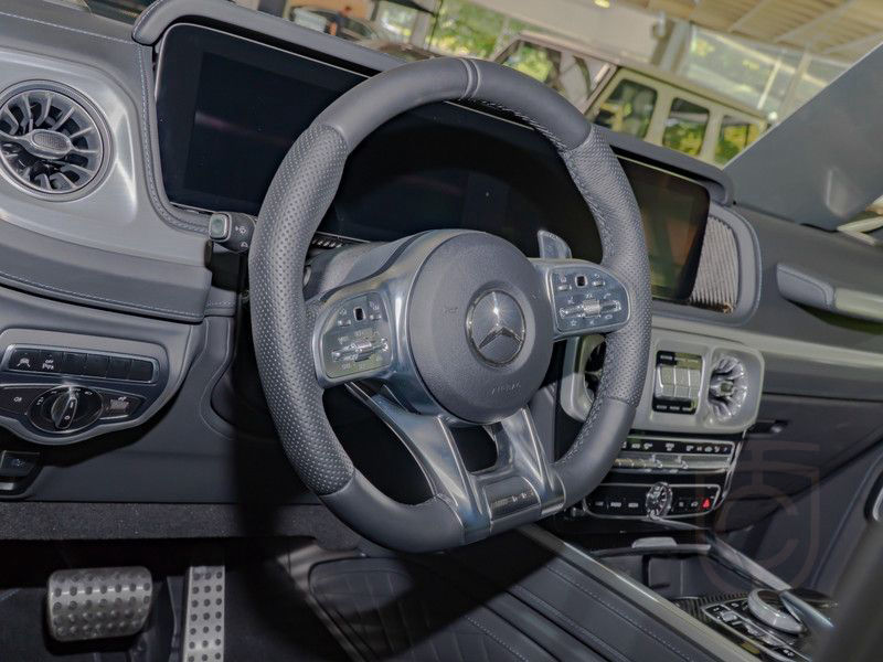 Mercedes-Benz G 63 AMG Comand/MLB/SHD/Burm/360/AHK/Totw/Distr