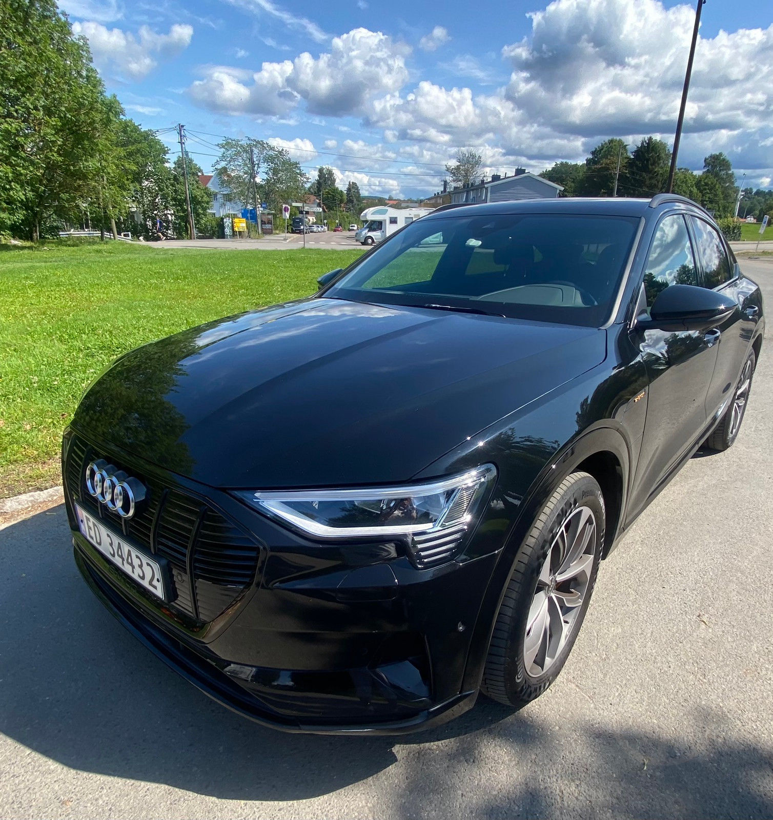 Audi e-tron