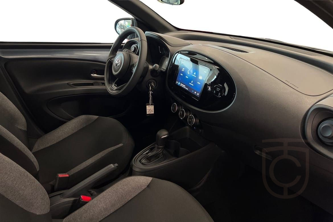 Toyota Aygo X 1.0 S-CVT PLAY