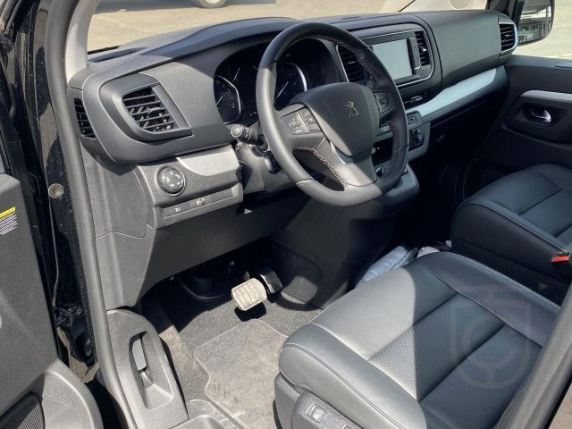 Peugeot Traveller L3 Allure 2.0 BlueHDi 180 EAT8 Navi