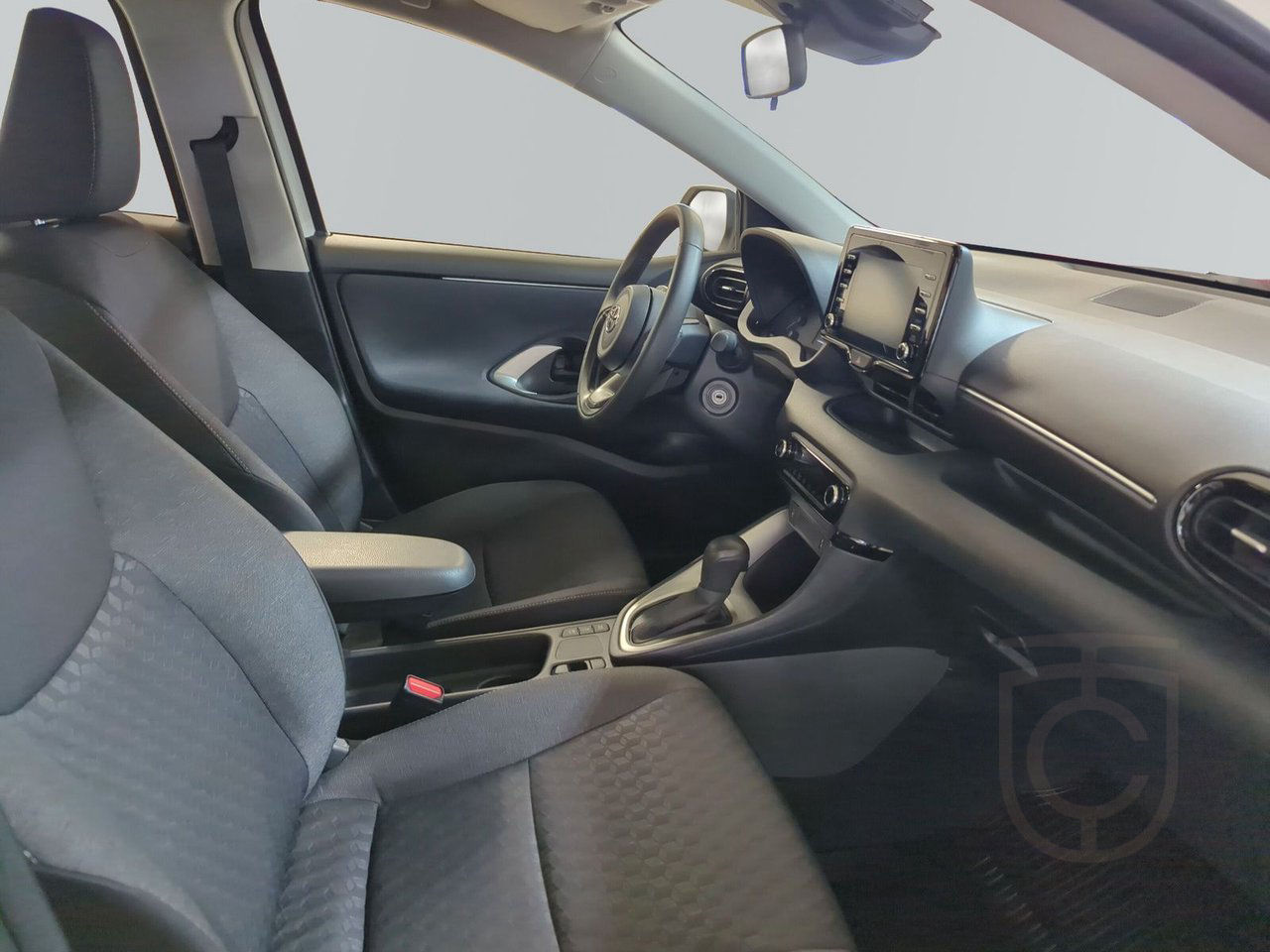 Toyota Yaris 1,5 HYBRID ACTIVE 5-D