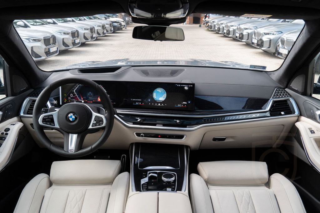 BMW X7 40d M SPORT.SOFTC.LUFTF.PANO.DR.ASS.AHK.5/100