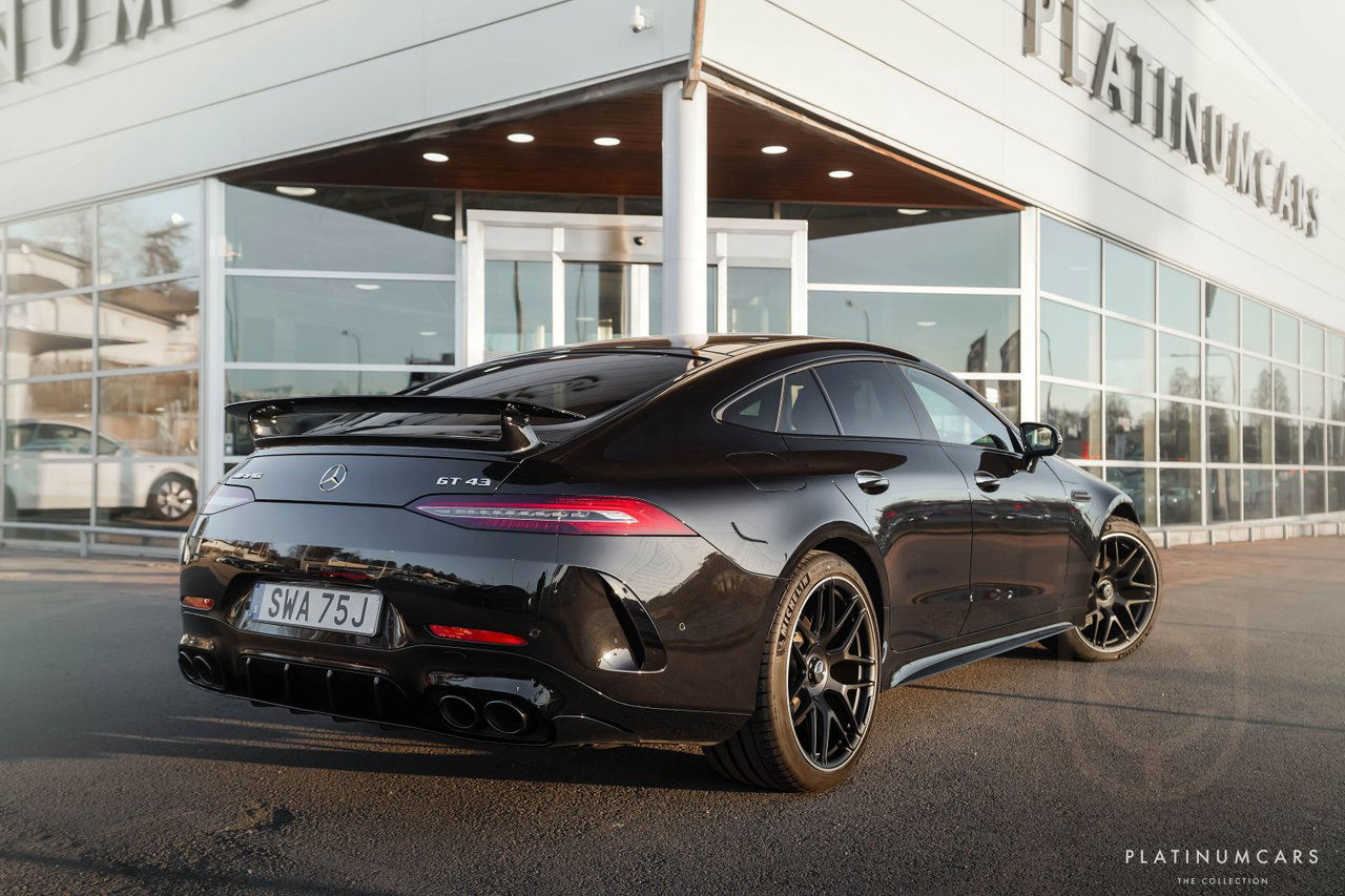 Mercedes-Benz AMG GT 4 43 AMG 4M+