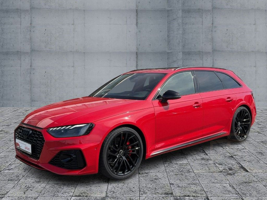 Audi RS4 Avant TFSI MATRIX+NAVI+HuD+B&O+ACC+PANO+20"