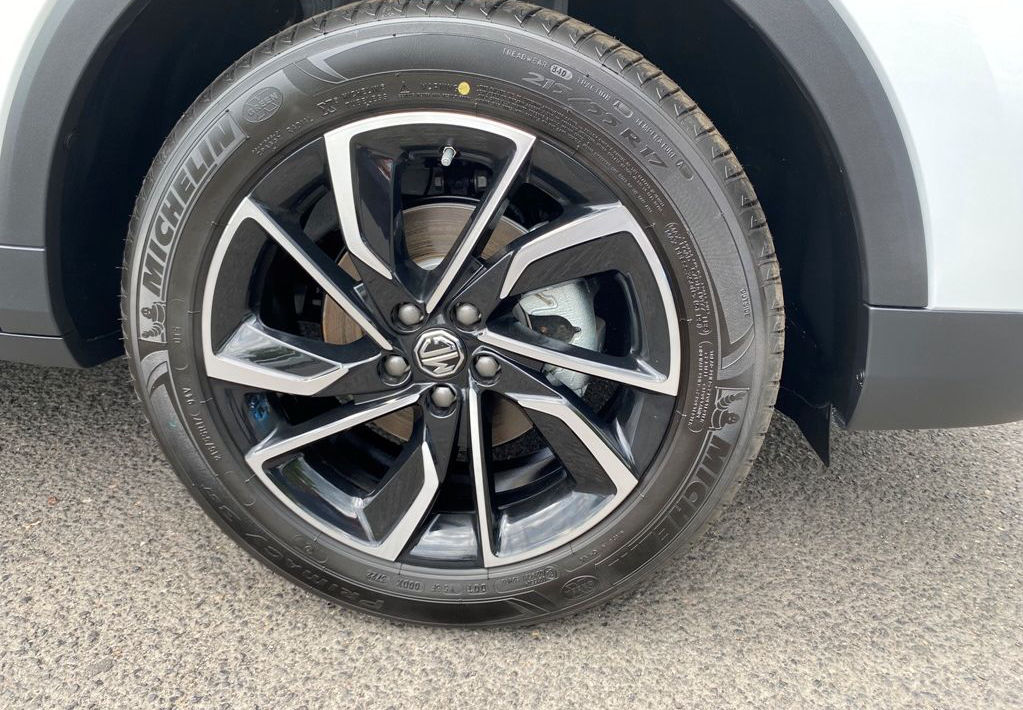 MG ZS EV