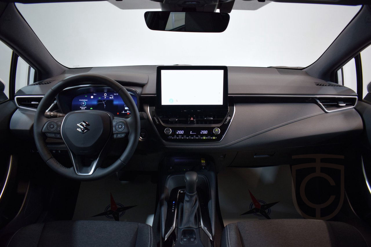 Suzuki Swace 1.8 Hybrid