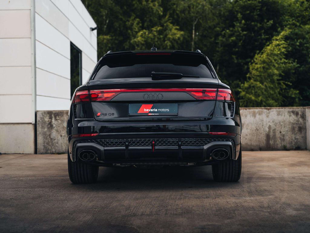 Audi RS Q8 Performance / New / Ceramic / Sunroof / Ma
