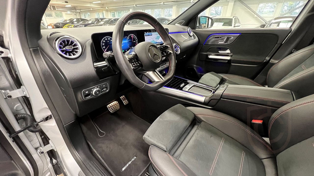 Mercedes-Benz GLA 250 e AMG