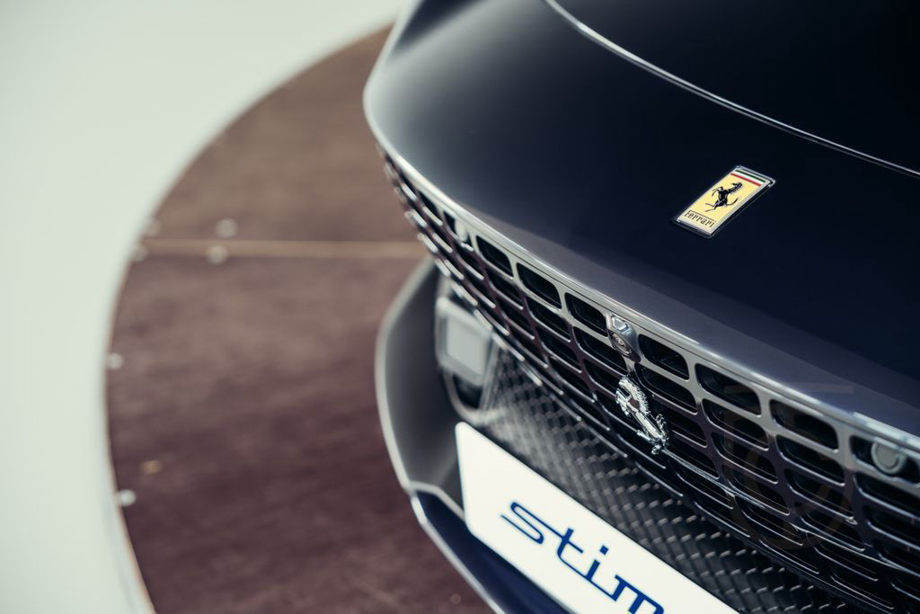 Ferrari Roma Spider, Blu America, Terra Antica, MwSt.