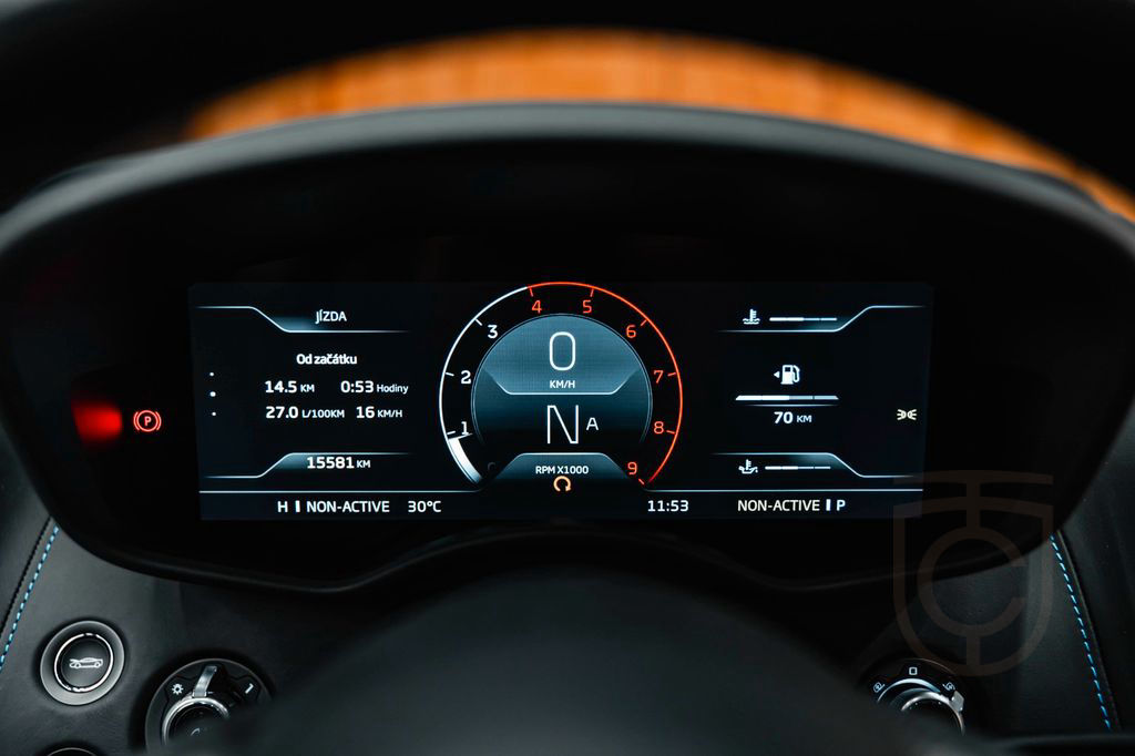 McLaren GT | WARRANTY | B&W | CARBON | LIFT | SERVICE 25