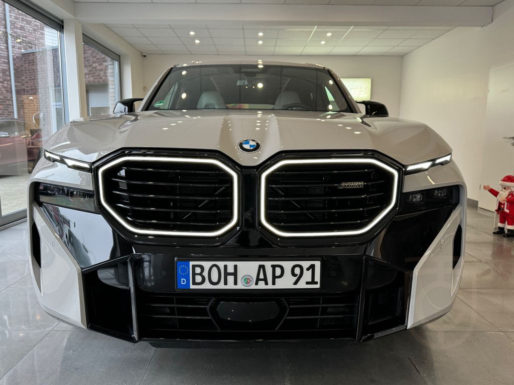 BMW XM Individual Kreide°Leder Merino B&W 23" DAProf