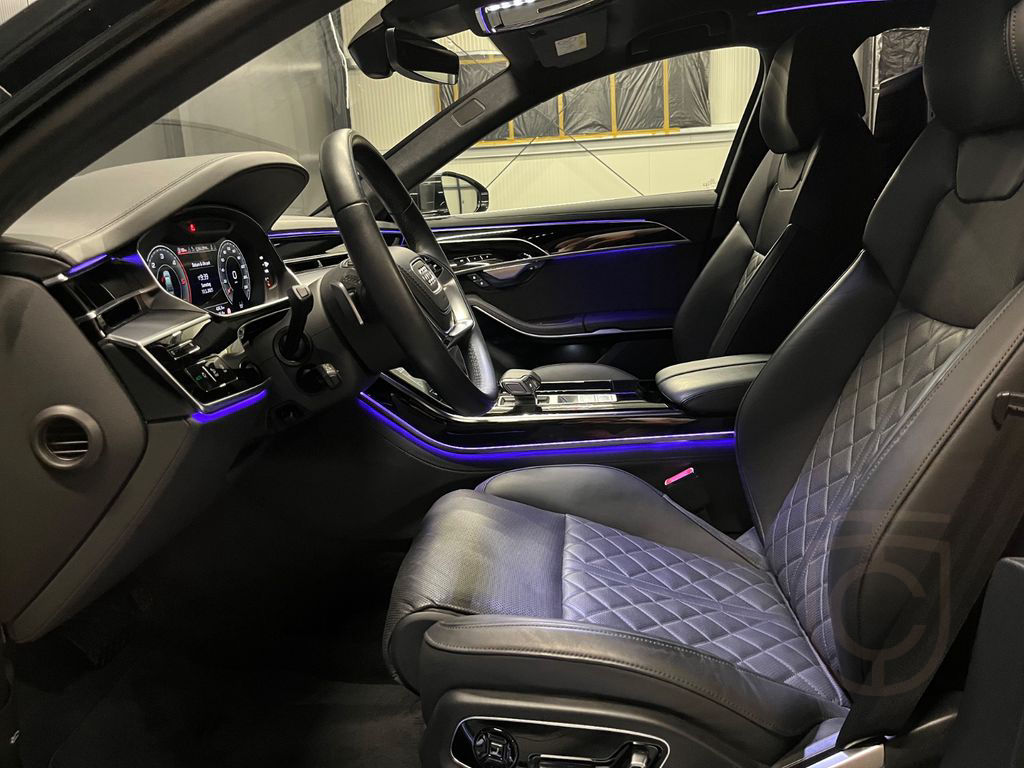 Audi A8 50 TDI L quattro Long*3x TV*Kühlbox*Nachtsich