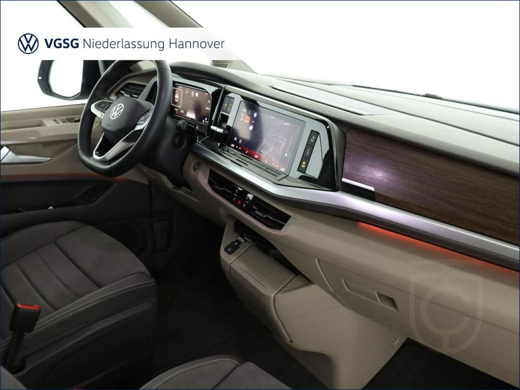 Volkswagen Multivan Style DCC ACC AHK Travel-Assist