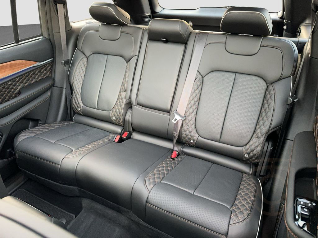 Jeep Grand Cherokee Summit Reserve Plug-In-Hybrid 4xe