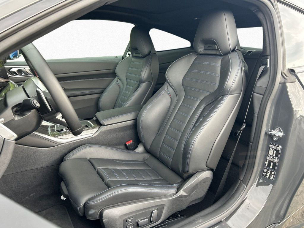 BMW M440i xDrive Coupé LCI DA-Pro,HK,M-Sitze,GSD,19