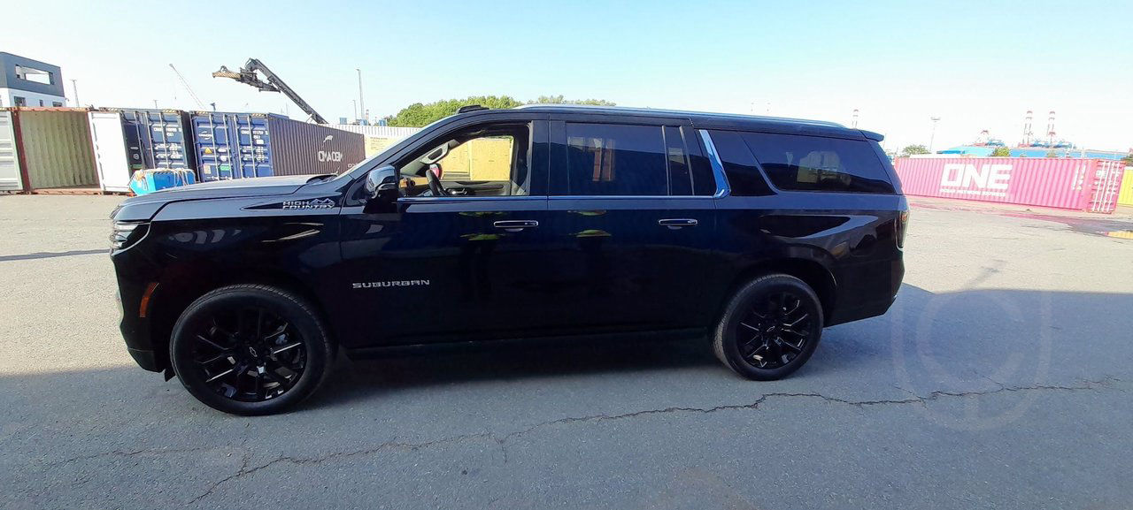 Chevrolet Suburban HIGH COUNTRY Duramax Diesel