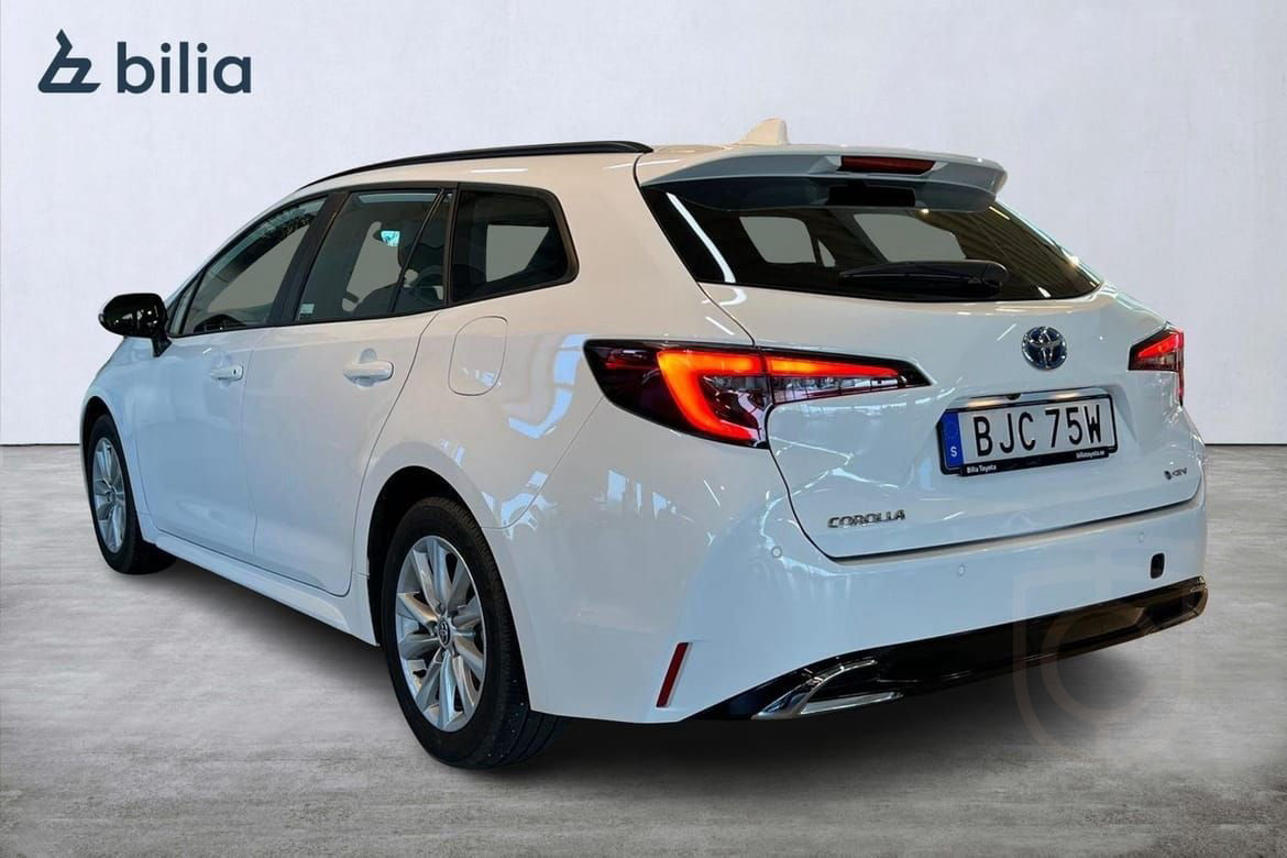 Toyota Corolla TS 1.8 Hybrid ACTIVE PLUS