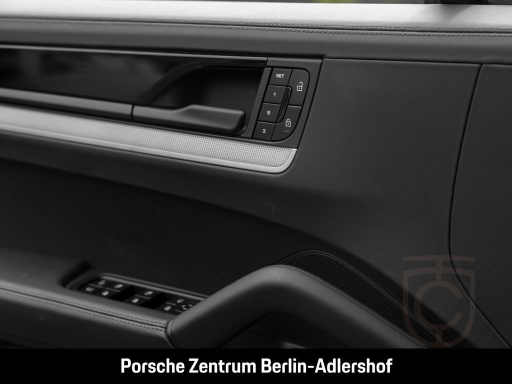 Porsche Cayenne E-Hybrid BOSE Rückfahrkamera Panorama