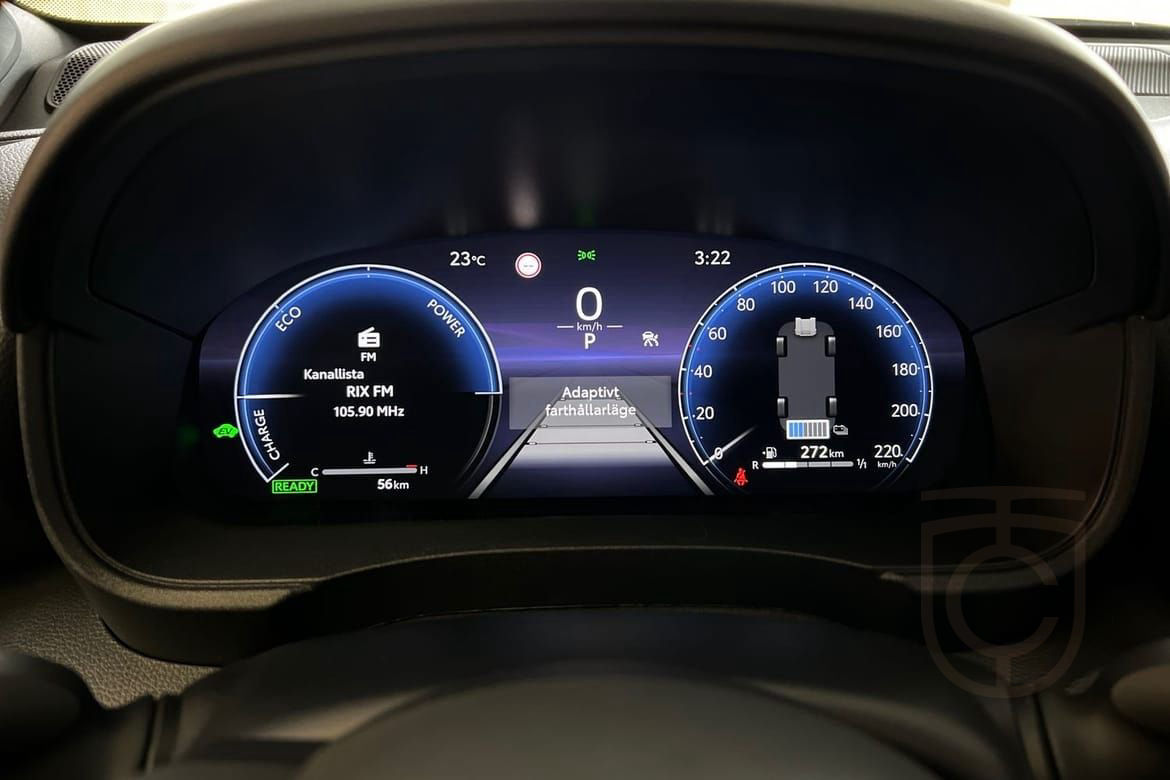 Toyota Yaris Cross Hybrid 130 AWD-i 1,5 PREMIERE EDITION PAN