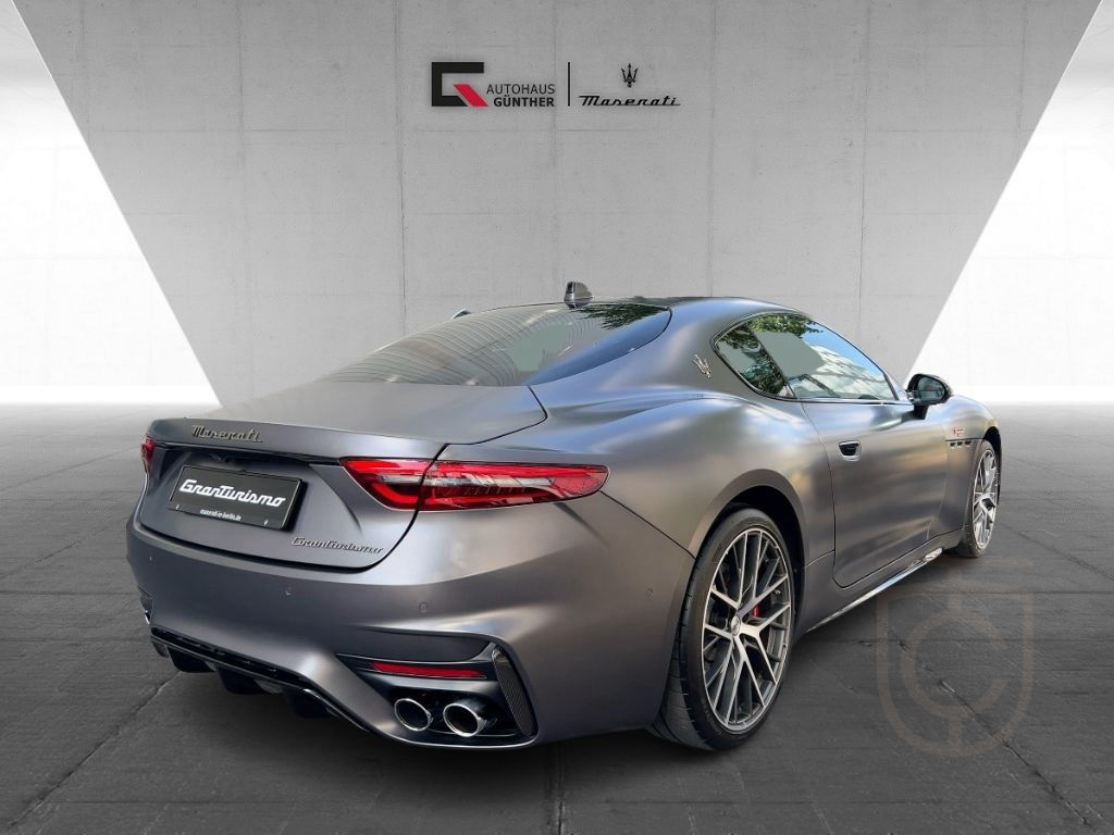 Maserati GranTurismo TROFEO MY24 550PS CARBON - MATT - VO