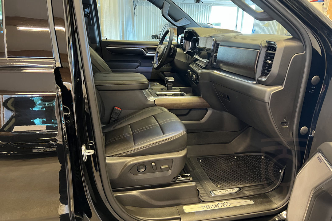 Chevrolet Silverado 1500 Crew Cab