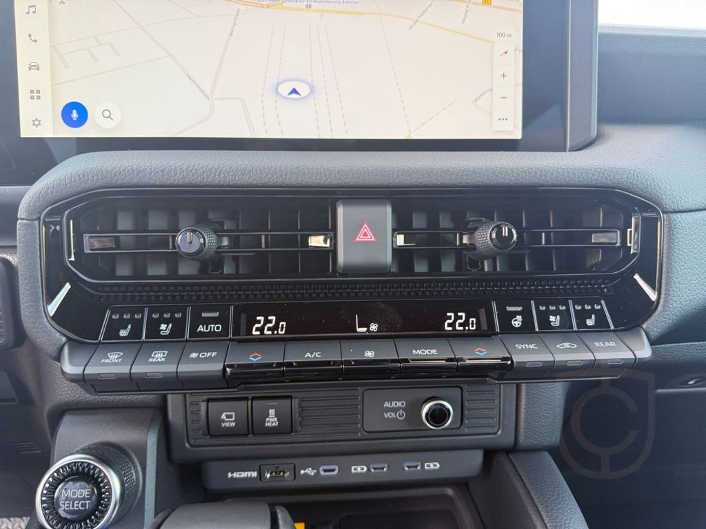 Toyota Land Cruiser 2.8 D-4D Executive *360*Navi*LED*
