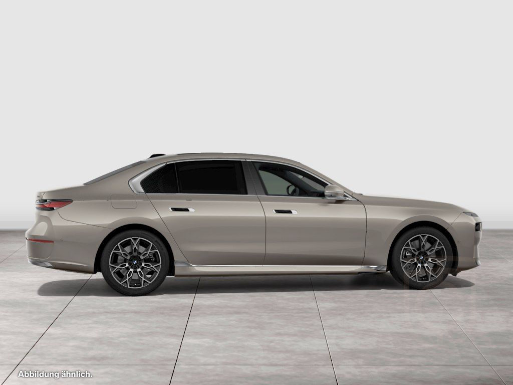 BMW 750e xDrive DA/PA Prof ACC TV Massage HuD Carbon