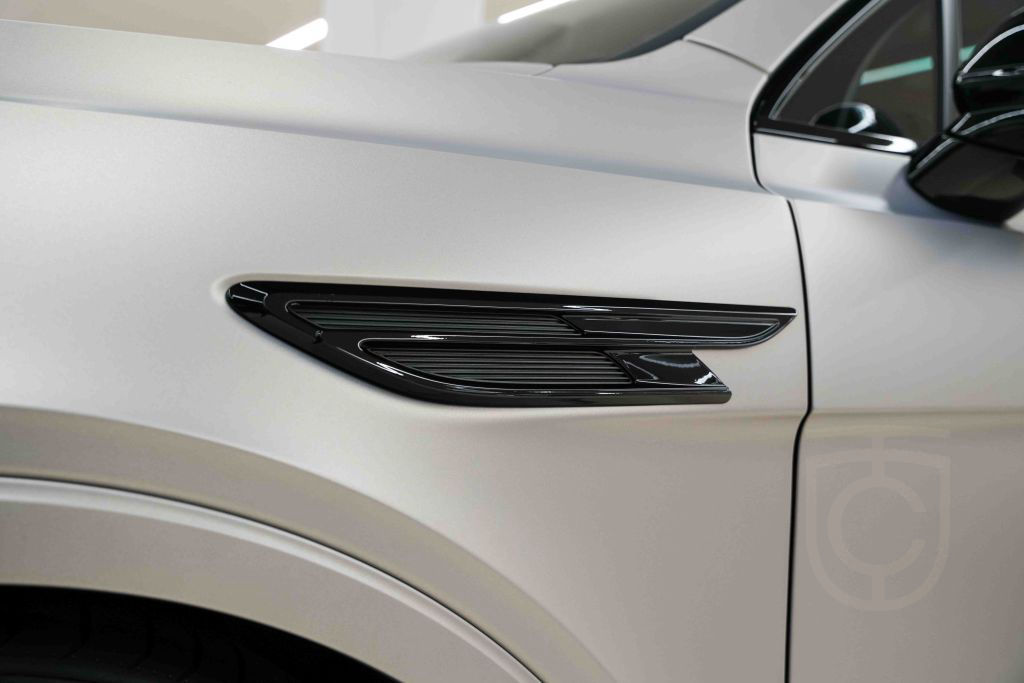 Bentley Bentayga S V8 Extreme Silver Satin