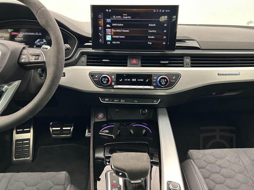 Audi RS 4 Avant quattro competition plus*Schalensitze