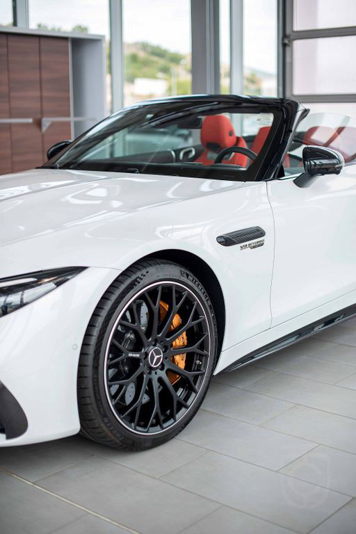 Mercedes-Benz SL 63 AMG