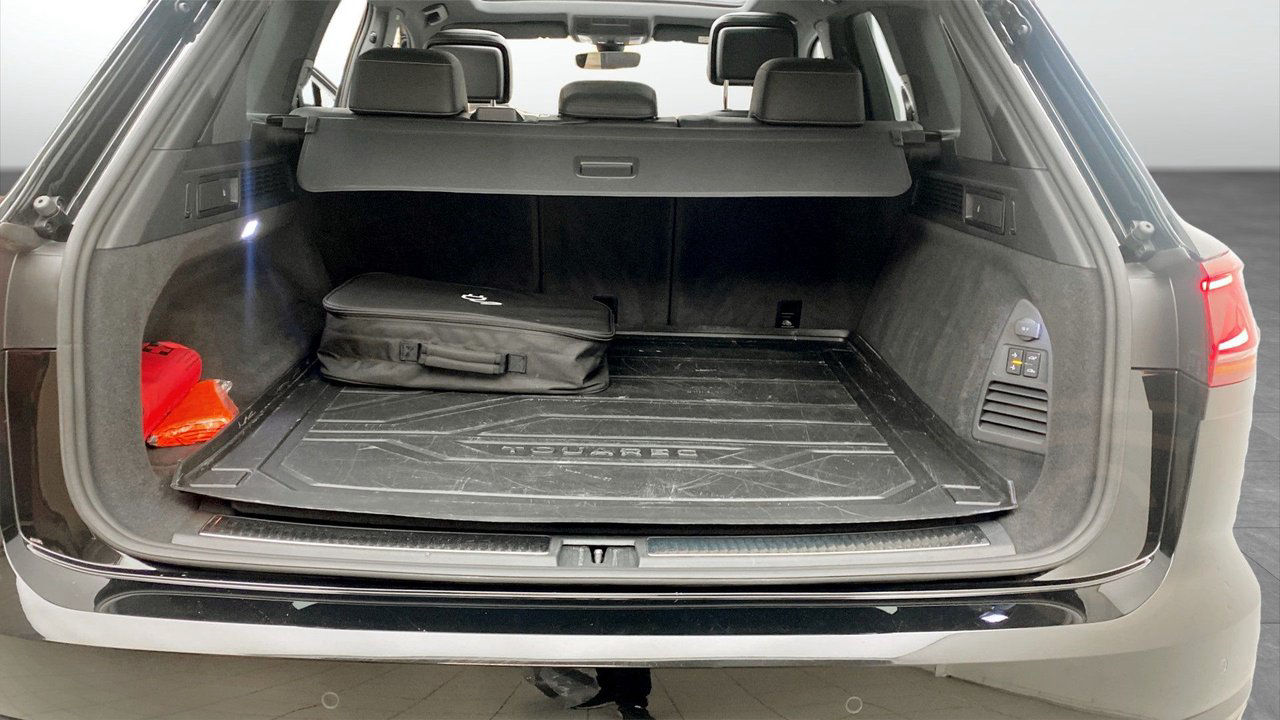 Volkswagen Touareg 3.0 R P 250TSI A8A
