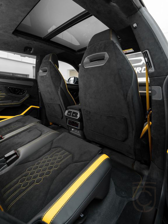 Lamborghini URUS PERFORMANTE/HeadUp/Carbon/23"/Prod.25