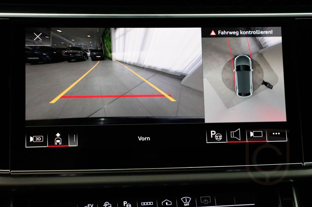 Audi Q8 55 TFSIe quattro AHK Matrix HUD 360° Luft ACC