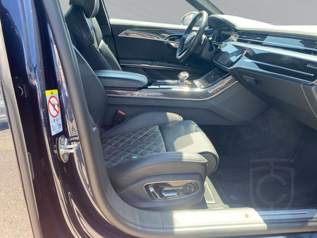 Audi S8 TFSI quattro ACC B&O Matrix Kamera Standhzg.